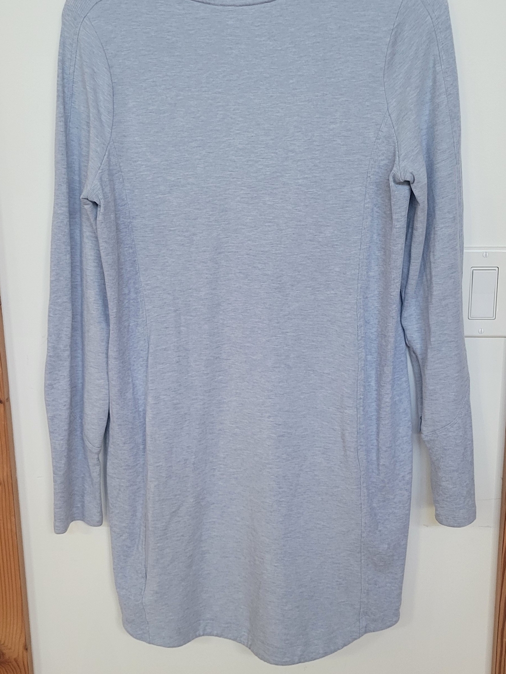 Athleta Dress-Light Gray Long Sleeve Tunic Dress With Hidden Pocket - Picture 2 of 5